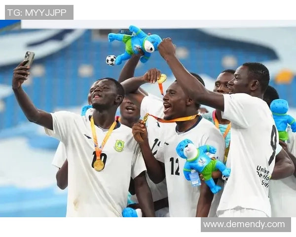 世界杯激情燃烧全球足坛新格局展开赛事对决与文化碰撞的盛宴 世界杯激情燃烧全球足坛新格局展开赛事对决与文化碰撞的盛宴