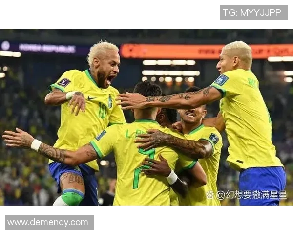 世界杯赛场上的荣耀与拼搏：回顾历届精彩瞬间与未来趋势展望